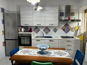 SALOTTO DELL'ETNA - 圣焦万尼拉蓬塔