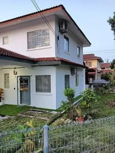 Homestay HNH Melaka (Corner Lot) - Kampong Tampoi