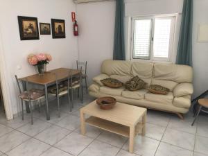 Apartment near the ocean Rua 5 de Outubro