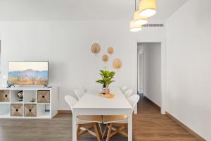 Estepona Garden apt by Costarentals - Ref M9