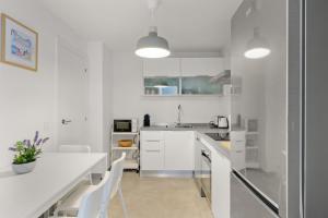 Estepona Garden apt by Costarentals - Ref M9