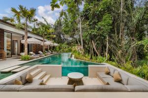 Villa Lumen by BaliSuperHost