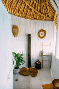 Tropical Glamping Nusa Penida Diamond Beach - Cliff Side Edge