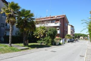 Spacious seaside flat in Caorle