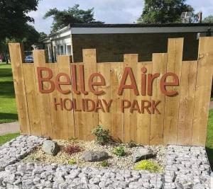 194, Two bed Chalet on Belle Aire Holiday Park - sleeps 4, pet friendly, free Wi-Fi, bed linen and towels included plus onsite entertainment available