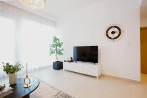 CitiHome- Iconic 1BR Stylish Living at Creek Horizon