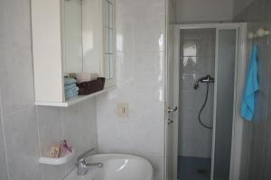 Cozy flat next to the beach-Beahost