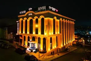 Golden River Hotel By Continent - Taşoluk