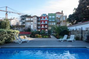 Exotic Flat with Shared Pool & Garden