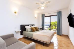 Seafront studio with beach view in the center of Los Cristianos