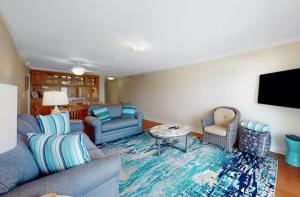 Regency Towers Unit 805W