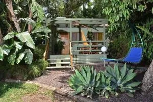 אוויר ואווירה - בקתות מקסימות עם ג'קוזי פרטי ונוף ישיר לכנרת - 阿尔玛戈