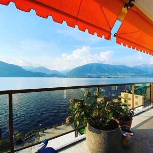 Exclusive Lakeside Apartment with Amazing View