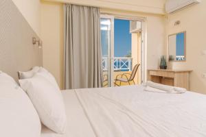 Superior Double Room with Sea View room in Nefeli Beach - living by the sea