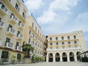 Rafael Hotel and Mansion Bangkok - SHA Extra Plus Certified - Лат-Крабанг