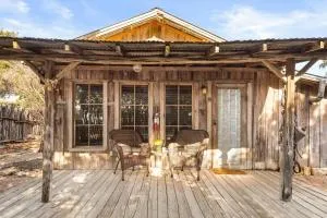 #8 The Cabin at Garrison in Gruene - Thorn Hill