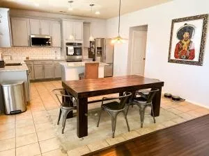 Spacious 3 Bedroom Residential Home - Bulverde