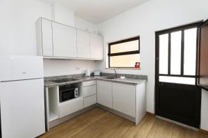 Windmill 1 Bed Apartment in Odiaxere