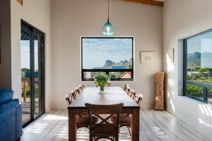 Prinia on Peak in Pringle Bay