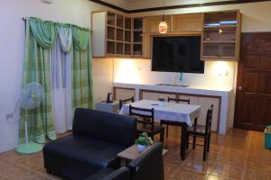 Kojie Guest House