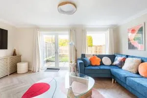 Glara's Boutique - Roughhill