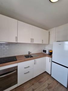 Appartements Le Charmant - Proche de Paris - 326B : photos des chambres