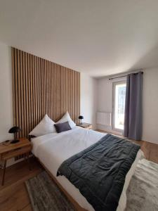 Appartements Le Charmant - Proche de Paris - 326B : photos des chambres