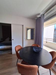 Appartements Le Charmant - Proche de Paris - 326B : photos des chambres