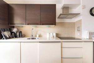 Super Central beautiful Three Bedroom