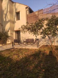 Maison de ville avec jardin, proche vignoble