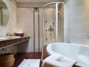 Alpenflair Suite mit Bergblick - inkl Parkplatz #8