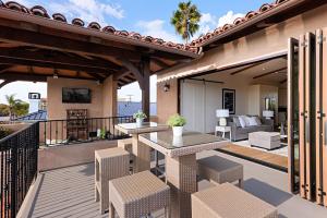 Oceanview Rooftop Patio - Walk To The Beach & Park