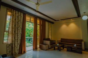 Hotel Oakwood mahabaleshwar