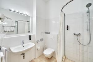 Economy Twin Room room in Hotel Kunsthof