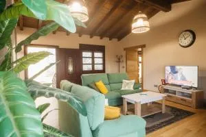 Casa Sancristán. - Pantón