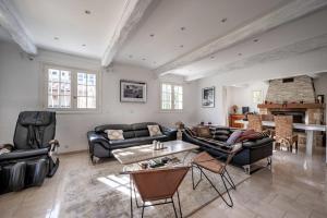 Villa Caroubiers Pretty provençal villa with swimming pool