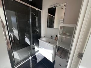 Paradis Express face à la gare guillemins