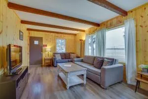 Pet-Friendly Cabin Retreat Wisconsin River Access - Arkdale