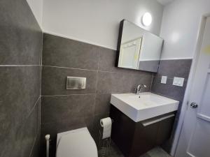 Private Room2 Own Entry Shared Bath One Guest Walk to UCSD