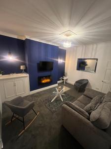 Cosy home perfect for families and contractors with free parking