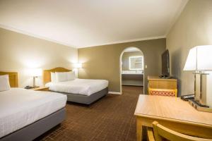 Double Room with Two Double Beds - Non-Smoking room in Best Western Inn