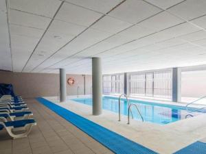 Apartment in Roquetas near the Beach