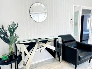 Ocean-View Retreat for Family Getaways Wollongong