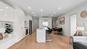 Ocean Grove Breeze On The Terrace Coastal Apartment