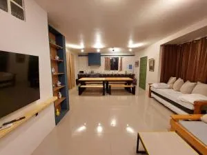 YB Rooftop Residence - Makar