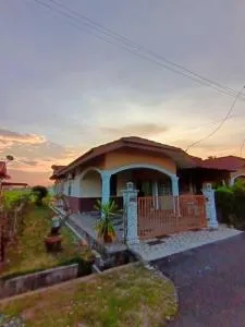 Ebnur Homestay - Kampung Keriang Dan