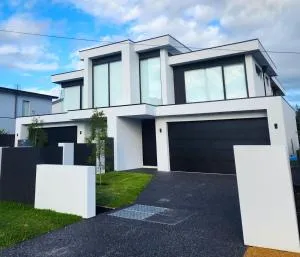 Luxurious, Entertainers Delight! - Safety Beach