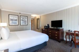 Sandman Signature Edmonton Downtown Hotel