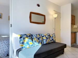 Appartement climatisé, 4 couchages, centre-ville du Lavandou, proche plage, parking inclus - FR-1-251-580