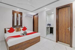 OYO Flagship Hotel RnR Residency